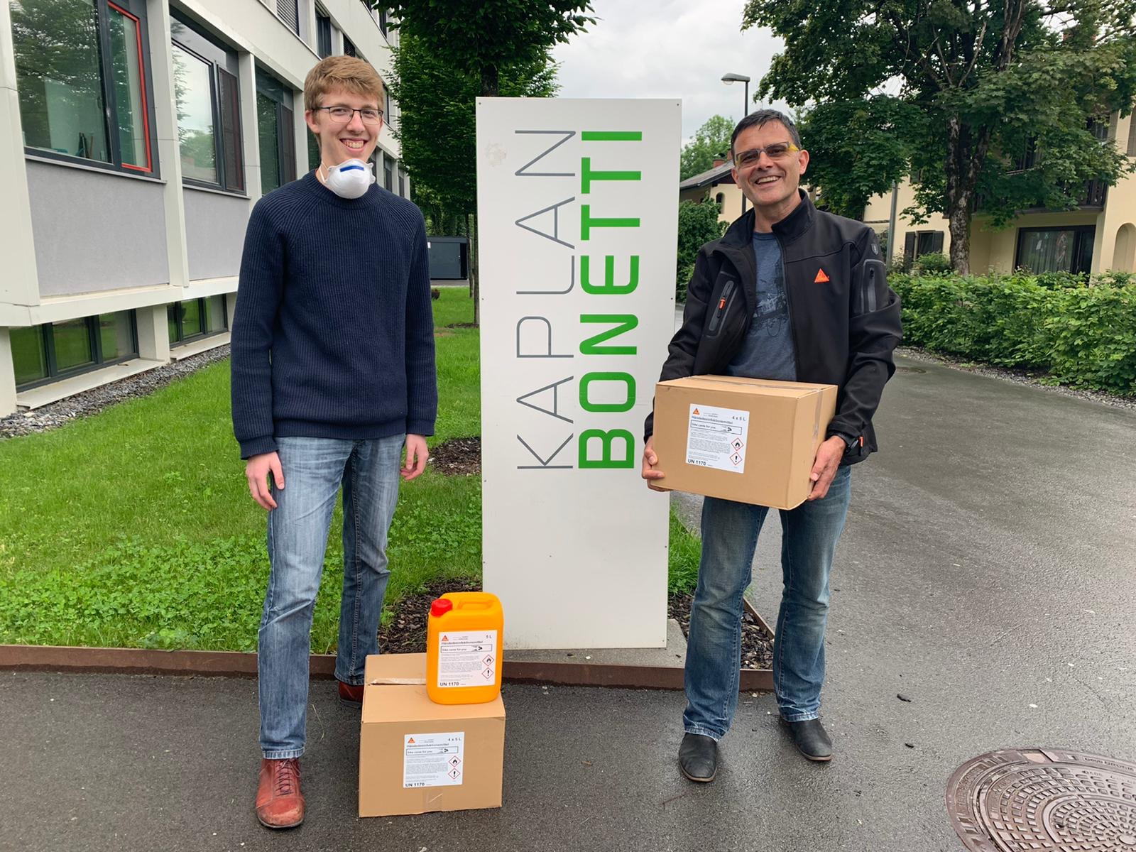 Sika cares for you - Händedesinfektionsmittel für Kaplan Bonetti kaplan-bonetti